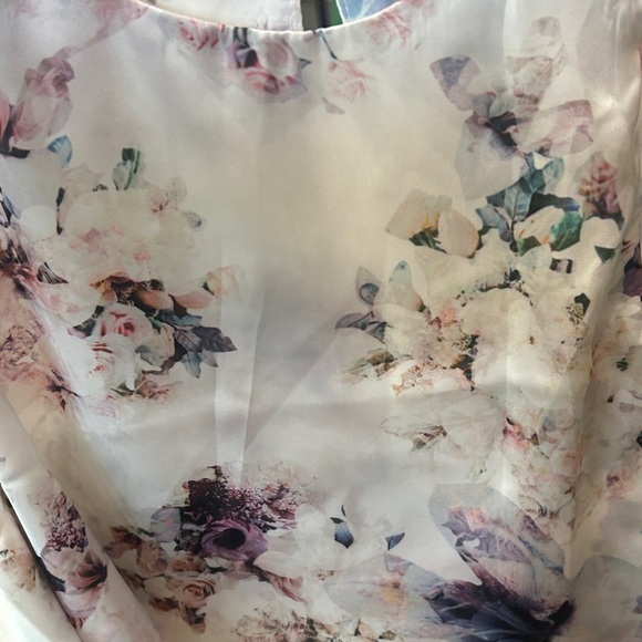 NWT Show Me Your Mumu The King Crop Top | Floral Flowy Tiered Top size Small - Picture 6 of 6